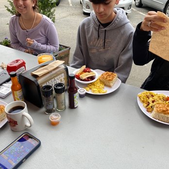 Biscuit Head - Great food!!! Great portion size - Cafes Near Me - Asheville, North Carolina