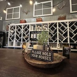 The Alley - Country Western Wine