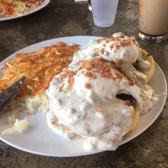 Cafe Topes - Country Benedict with hash browns - Coffee & Tea Near Me - Carlsbad, California Cafe Topes - Country Benedict with hash browns - Coffee & Tea Near Me - Carlsbad, California