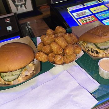 Hard Hat Lounge - Stay tuned burgers and tater tots - Dive Bars Near Me - Las Vegas, Nevada Hard Hat Lounge - Stay tuned burgers and tater tots - Dive Bars Near Me - Las Vegas, Nevada