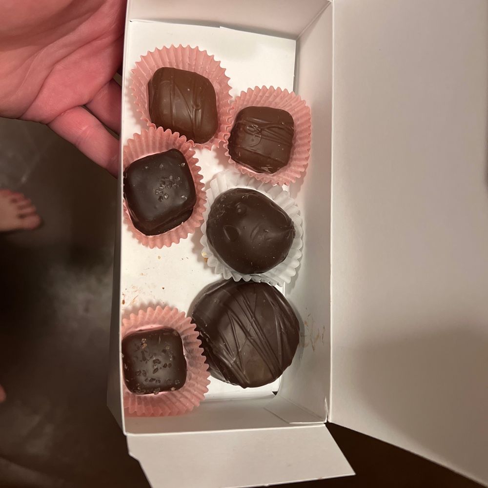 roundabout sweets & treats - Chocolates - Chocolatiers & Shops Near Me - Yucaipa, California roundabout sweets & treats - Chocolates - Chocolatiers & Shops Near Me - Yucaipa, California