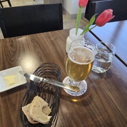 Oma’s Restaurant & Bakery