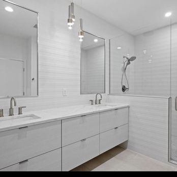 Columbia General Contractors - a modern bathroom with a walk in shower - General Contractors Near Me Columbia General Contractors - a modern bathroom with a walk in shower - General Contractors Near Me
