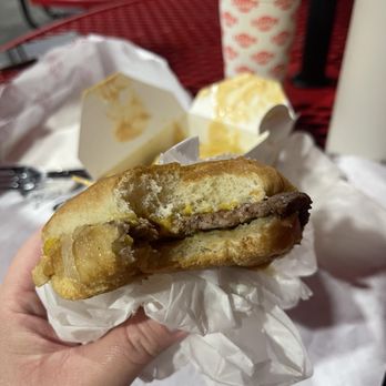 Campus Burgers - Single regular cheeseburger - Burgers Near Me - San Jose, California Campus Burgers - Single regular cheeseburger - Burgers Near Me - San Jose, California