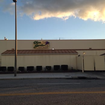 Janaf Shopping Center - Shopping Centers Near Me - Norfolk, Virginia