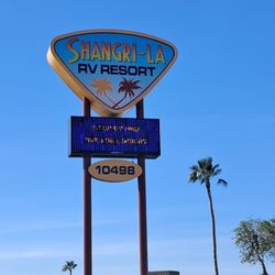 Shangri-La RV Resort - Sign