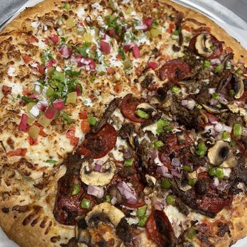 BiG AL’S Pizzeria - Half & Half Lebanese Garlic Chicken & Big Al's Supreme - Pizza Near Me - Orange, California