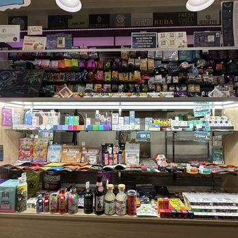 Proper Wellness Center - Edibles topicals and tinctures - Cannabis Dispensaries Near Me - Eureka, California