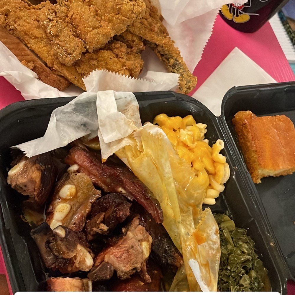 Thomas Rib Shack - Fried Pantrout Sandwich | Rib Dinner - Barbeque Near Me - Tuscaloosa, Alabama Thomas Rib Shack - Fried Pantrout Sandwich | Rib Dinner - Barbeque Near Me - Tuscaloosa, Alabama