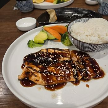 EBISU - Teriyaki salmon dinner! - Japanese Near Me - Elk Grove, California