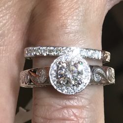 Koa Nani - Beautiful Hawaiian style wedding rings.