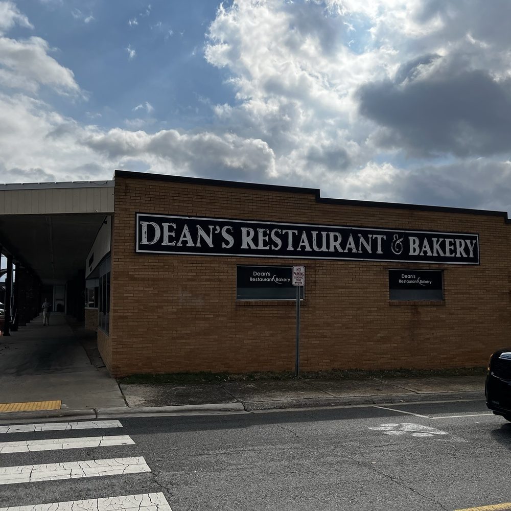 Dean's Restaurant & Bakery - Outside. Cross street parking - Bakeries Near Me - Oak Ridge, Tennessee Dean's Restaurant & Bakery - Outside. Cross street parking - Bakeries Near Me - Oak Ridge, Tennessee