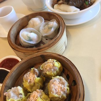 Minghin Cuisine - Shu mai, shrimp and peapods dumplings - Dim Sum Near Me - Naperville, Illinois Minghin Cuisine - Shu mai, shrimp and peapods dumplings - Dim Sum Near Me - Naperville, Illinois