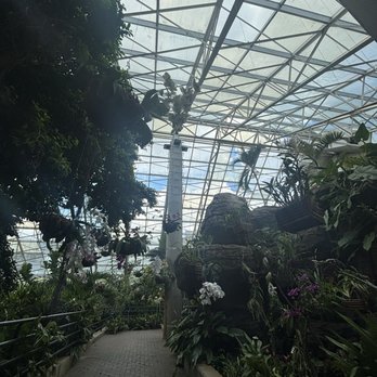 Foellinger-Freimann Botanical Conservatory - Botanical Gardens Near Me - Fort Wayne, Indiana