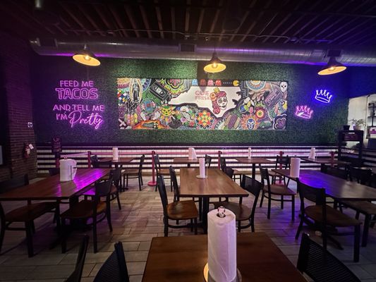 Que Fresa Taqueria + Bar (Wesley Heights) by null