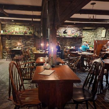 Dobbin House Tavern - Inside - Bars Near Me - Gettysburg, Pennsylvania