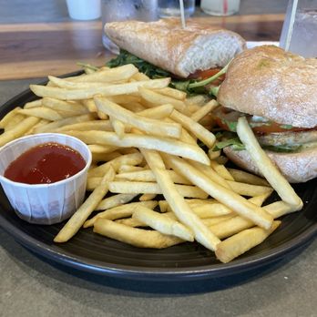 The Creek Eatery - Wine Bars Near Me - San Jose, California The Creek Eatery - Wine Bars Near Me - San Jose, California