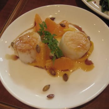 Jaleo - scallops in butternut squash paste - Spanish Near Me - Washington, DC, District of Columbia