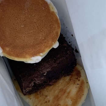 Joseph's Bakery - Front / snacks to go - Bakeries Near Me - Los Angeles, California