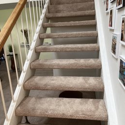 The entire house looks amazing-
The detail on the stairs.. The entire house looks amazing-
The detail on the stairs..
