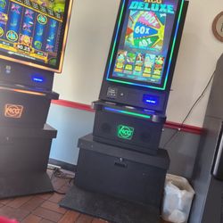 Dave's Diner - One of the video games at the back.