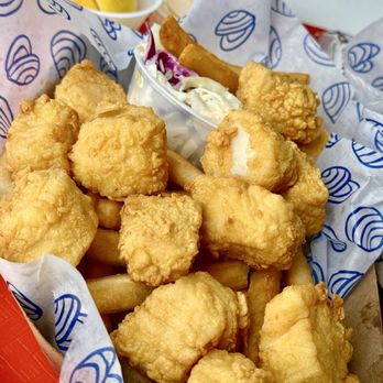 Bob's Clam Hut - Scallops - Seafood Near Me - Kittery, Maine
