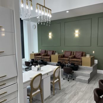 nailsaloon - National Landing - Nailsaloon - Nail Salons Near Me - Arlington, Virginia