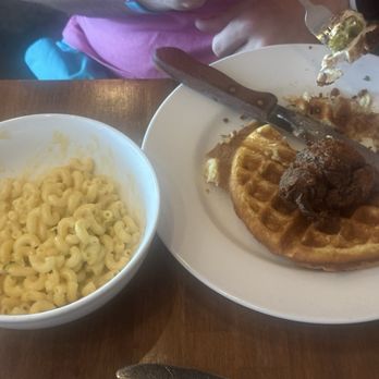 Crave Kitchen & Bar West - Green chili Chicken & Waffles Double side of green chili Mac & cheese - New American Near Me - El Paso, Texas Crave Kitchen & Bar West - Green chili Chicken & Waffles Double side of green chili Mac & cheese - New American Near Me - El Paso, Texas