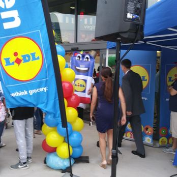 Lidl - The Lidl grocery bag heading our to greet the crowds. - Grocery Near Me - Virginia Beach, Virginia