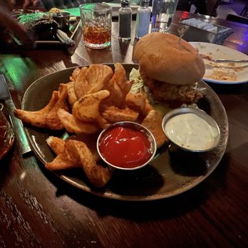 Handsome Hog - Tennessee Hot Chicken Sandwich - Southern Near Me - St Paul, Minnesota Handsome Hog - Tennessee Hot Chicken Sandwich - Southern Near Me - St Paul, Minnesota