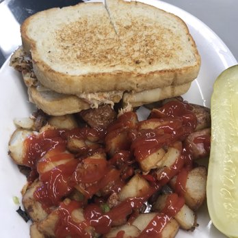 Lighthouse Cafe - Crab melt - Breakfast & Brunch Near Me - Sausalito, California Lighthouse Cafe - Crab melt - Breakfast & Brunch Near Me - Sausalito, California