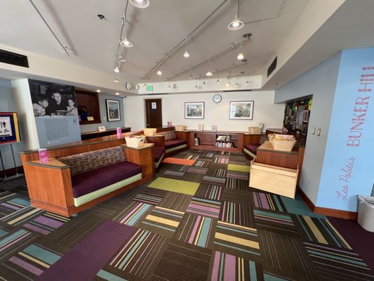 630 W 5th St by null