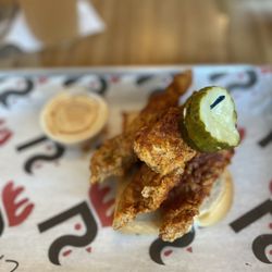 Roaming Rooster - Tenders, Hot