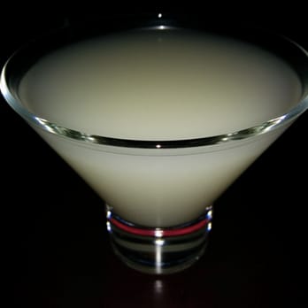 Beta Lounge - Cloud 9 ($7 - Nigori and lychee sake) - Lounges Near Me - Berkeley, California