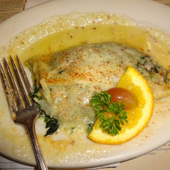 Cream & Crepe Cafe - Noon Day Lily Crepe- spinach, bacon, mushrooms, onions topped w/ swiss almond cheese sauce - Cafes Near Me - Cedarburg, Wisconsin Cream & Crepe Cafe - Noon Day Lily Crepe- spinach, bacon, mushrooms, onions topped w/ swiss almond cheese sauce - Cafes Near Me - Cedarburg, Wisconsin