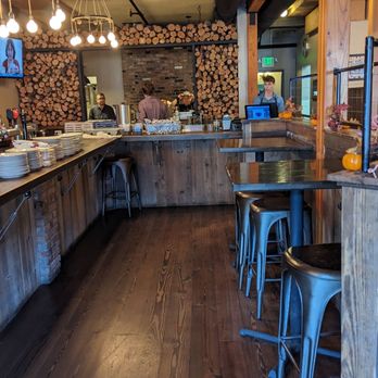 Sulla Vita - Dining area - Mediterranean Near Me - Leavenworth, Washington