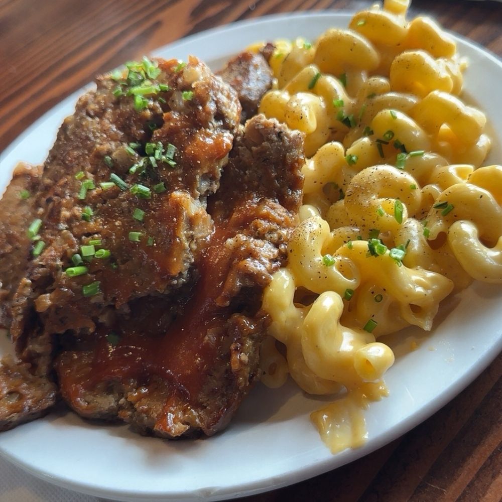 Meatloaf and Mac Meatloaf and Mac