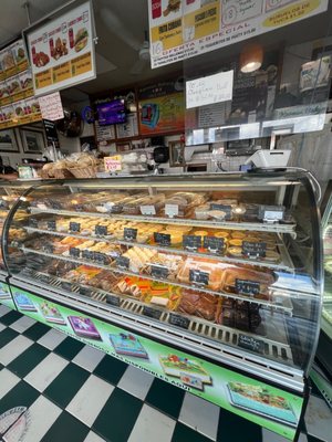 Karmen Bakery by null