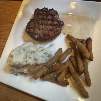 Hungry Hunter Steakhouse - Filet Mignon - Steakhouses Near Me - Bakersfield, California