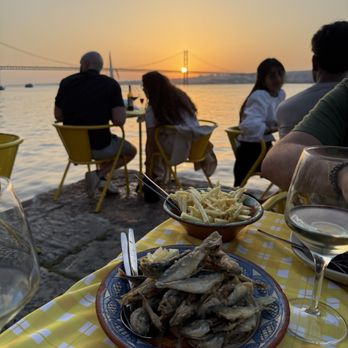 Ponto Final - Mackerel - Portuguese Near Me - Almada, 15