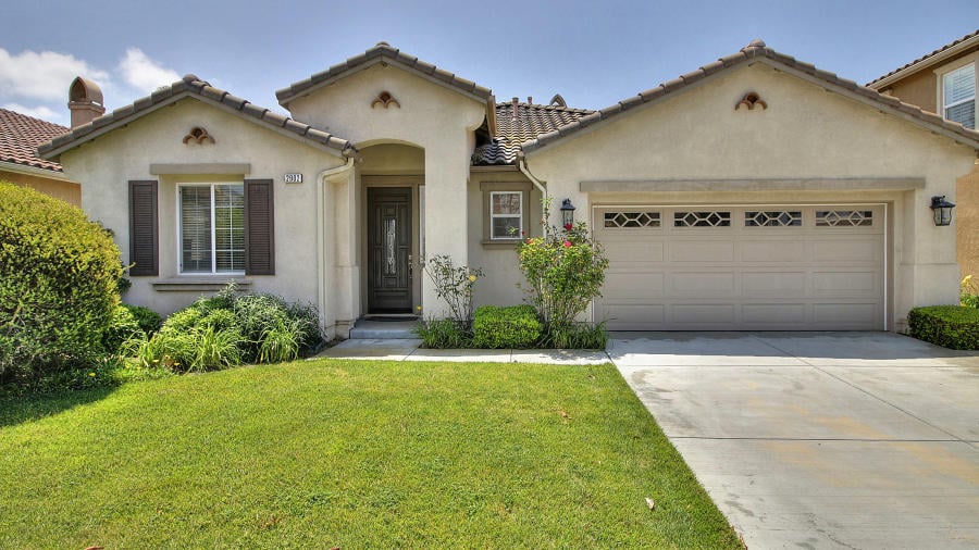 TERRI DAVIS CUSICK REALTY Updated June 2024 25 Photos 4732