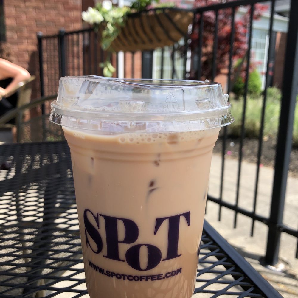 Lavender blackberry iced coffee- how refreshing! Lavender blackberry iced coffee- how refreshing!