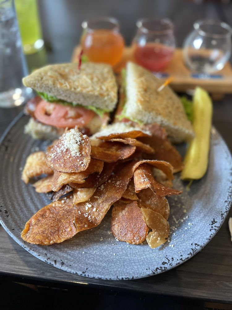 Focaccia's 419