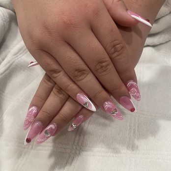 L&T Beauty Bar - Nail Salons Near Me - Gilroy, California L&T Beauty Bar - Nail Salons Near Me - Gilroy, California