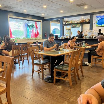 Lima Criolla Peruvian Restaurant - lots of seating - Latin American Near Me - Austin, Texas