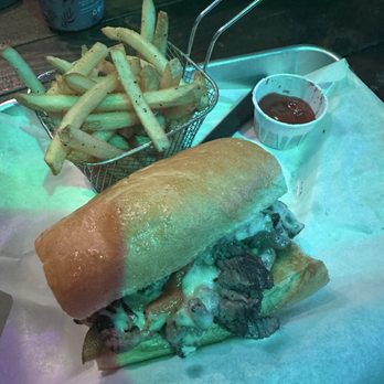 Paniolo Santa Maria Style BBQ - Tri tip steak sandwich - Barbeque Near Me - Kapaa, Hawaii
