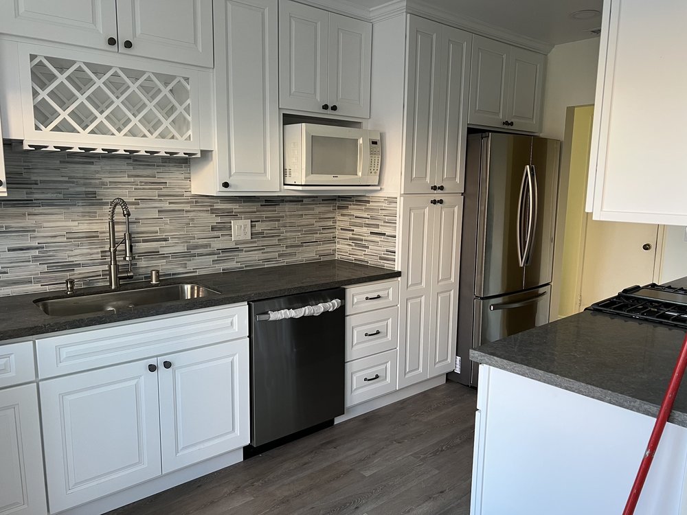 Slide of Expert Home Builders