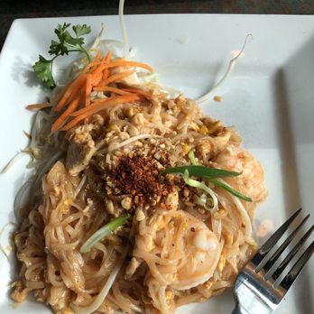 Surin 280 - Pad Thai / Thai noodle - Thai Near Me - Birmingham, Alabama