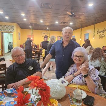 Il limone - Great friends - Pizza Near Me - Liverpool, New York Il limone - Great friends - Pizza Near Me - Liverpool, New York