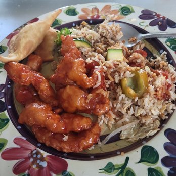 Hidden Dumpling House - Veggie Fried Rice, Sweet Sour Chicken, Cream Cheese Won Tons - Chinese Near Me - Elk Grove, California